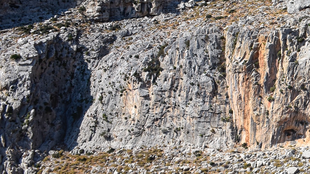 Vigla canyon climbing area: Katalava central
